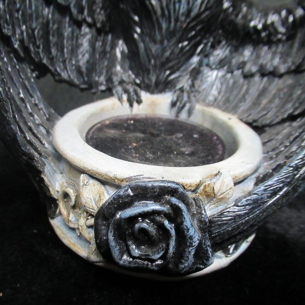 Alchemy Gothic Raven Tealight Candleholder - Picture 9 of 13